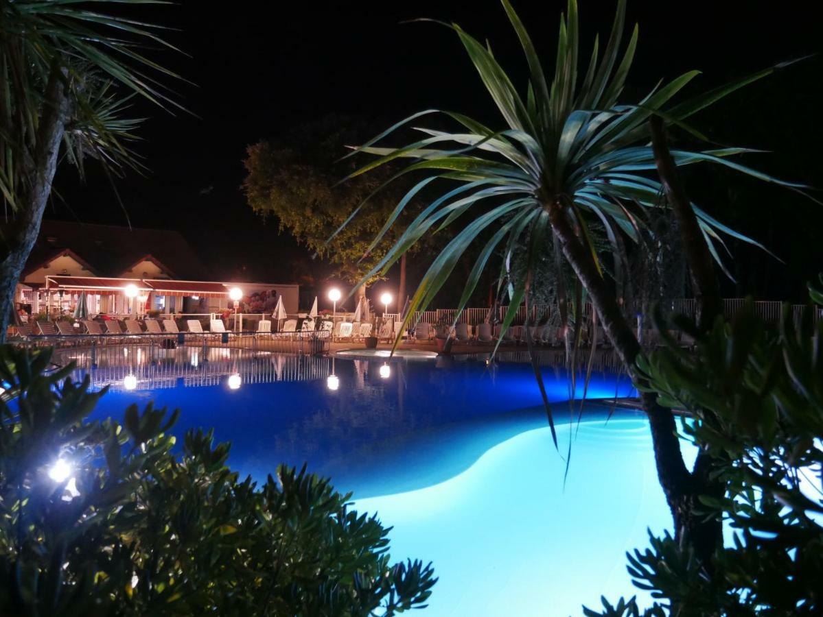 Camping Officiel Siblu Les Pierres Couchees Saint-Brevin-les-Pins Exterior photo